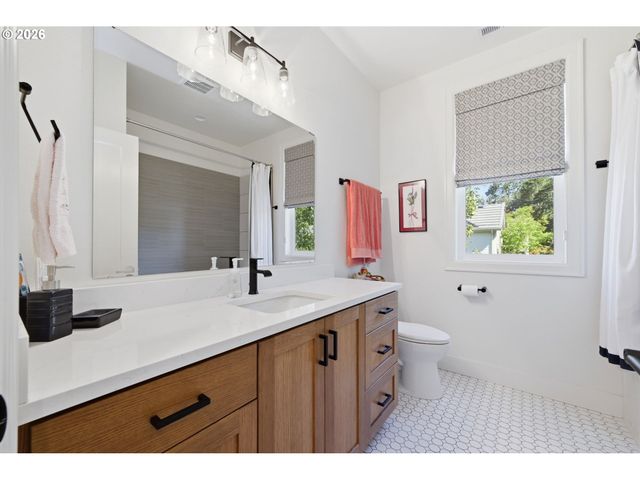 3497 QUAIL MEADOW Way, Eugene, OR 97408