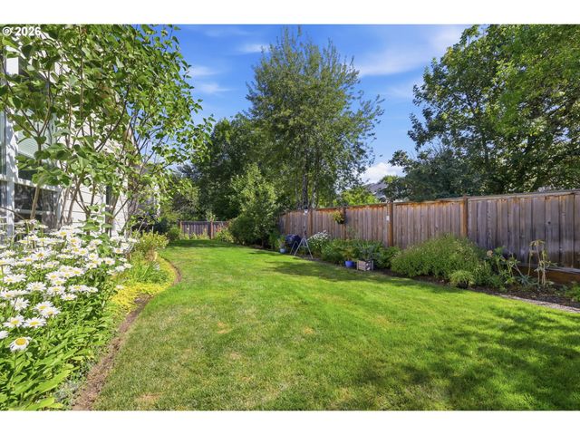 3497 QUAIL MEADOW Way, Eugene, OR 97408