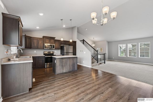 9315 S 179th Street, Omaha, NE 68136