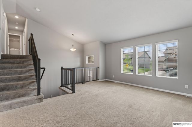 9315 S 179th Street, Omaha, NE 68136