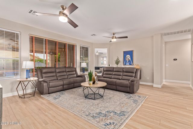 139 E GAIL Drive, Gilbert, AZ 85296