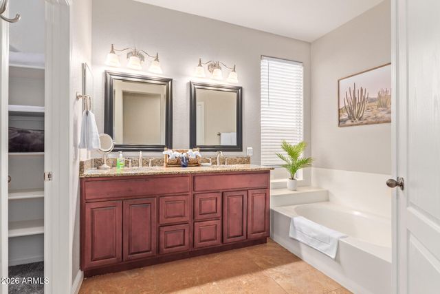 139 E GAIL Drive, Gilbert, AZ 85296