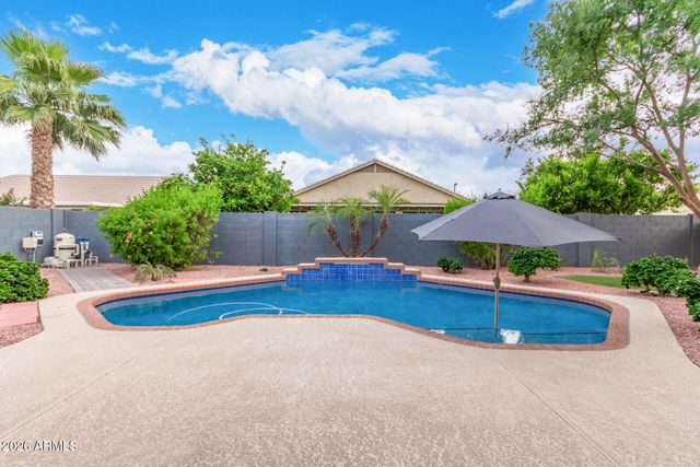 139 E GAIL Drive, Gilbert, AZ 85296