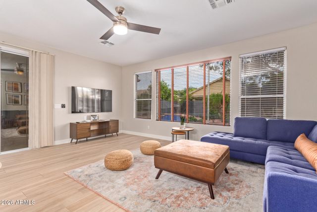 139 E GAIL Drive, Gilbert, AZ 85296
