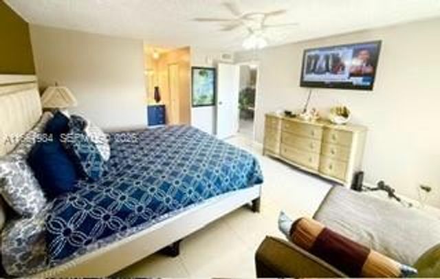 6100 NW 44th Street 405, Lauderhill, FL 33319