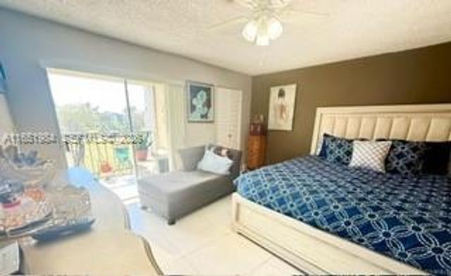 6100 NW 44th Street 405, Lauderhill, FL 33319