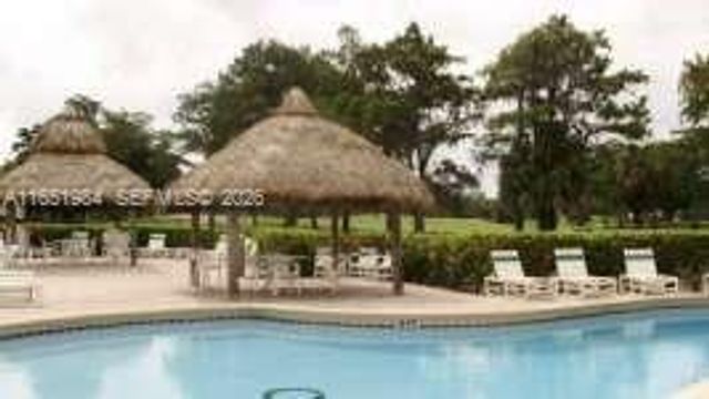 6100 NW 44th Street 405, Lauderhill, FL 33319