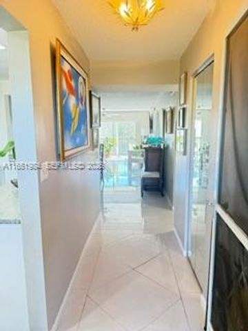 6100 NW 44th Street 405, Lauderhill, FL 33319