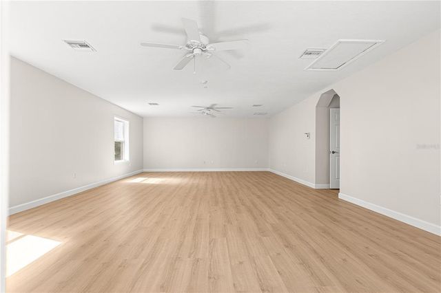 3285 SE 26TH COURT, Ocala, FL 34471