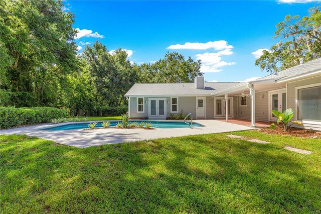 3285 SE 26TH COURT, Ocala, FL 34471