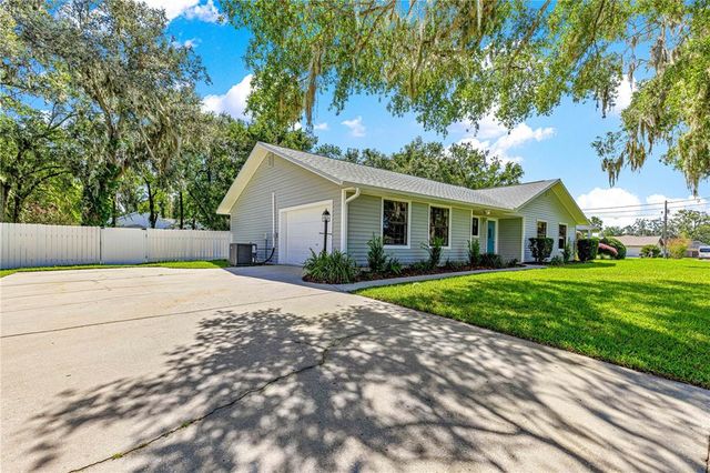 3285 SE 26TH COURT, Ocala, FL 34471