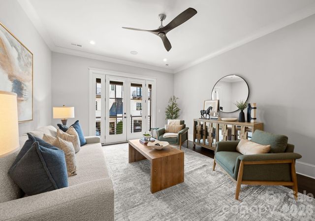 622 Mattie Rose Lane, Charlotte, NC 28204