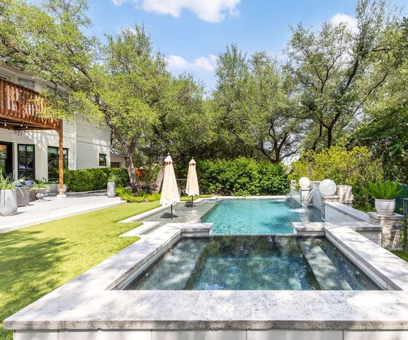 301 Copperleaf RD, Lakeway, TX 78734