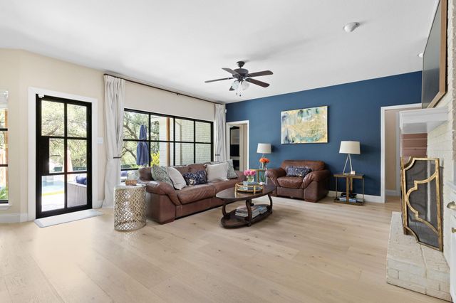 301 Copperleaf RD, Lakeway, TX 78734