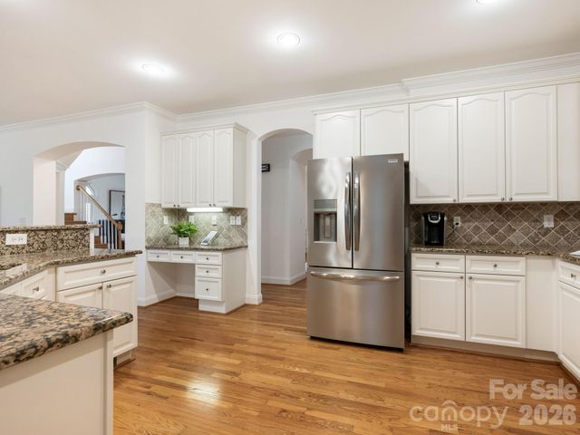 3434 Twelve Oaks Place, Charlotte, NC 28270
