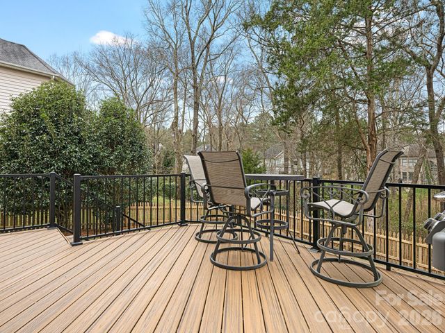 3434 Twelve Oaks Place, Charlotte, NC 28270