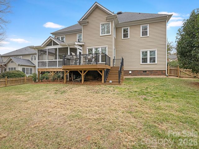 3434 Twelve Oaks Place, Charlotte, NC 28270