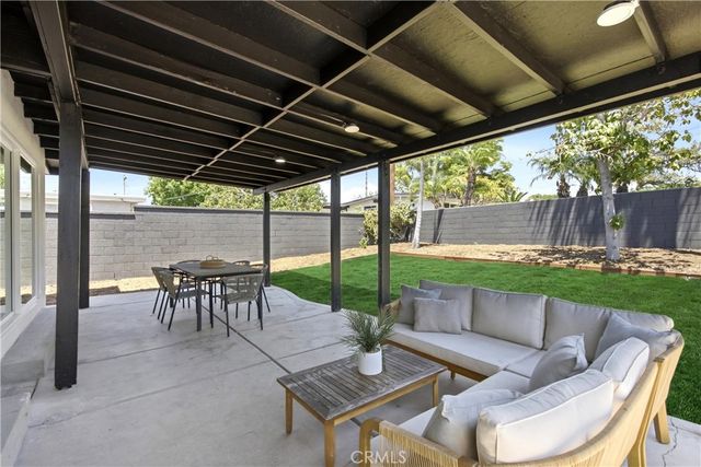 14372 Livingston, Tustin, CA 92780