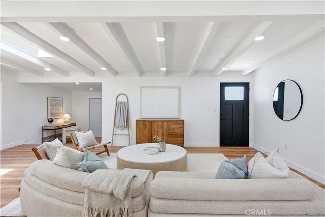 14372 Livingston, Tustin, CA 92780