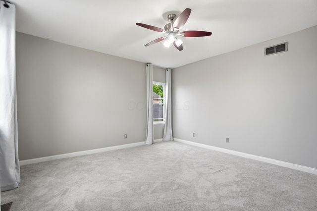 1535 Fairway Drive, Grove City, OH 43123