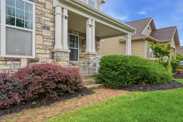 1535 Fairway Drive, Grove City, OH 43123