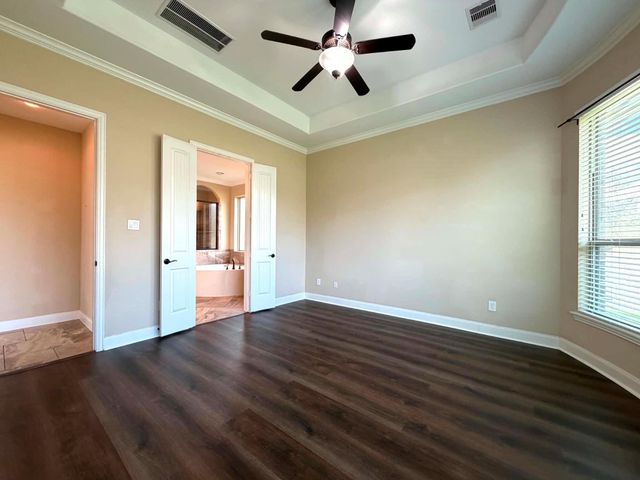 9515 Chaddington Court, Tomball, TX 77375