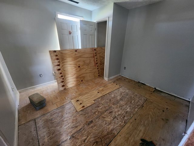 518 E 2nd St, Hopkinsville, KY 42240