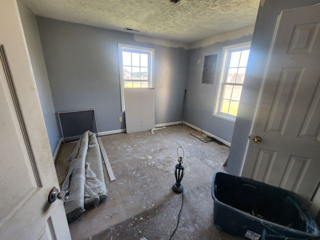 518 E 2nd St, Hopkinsville, KY 42240