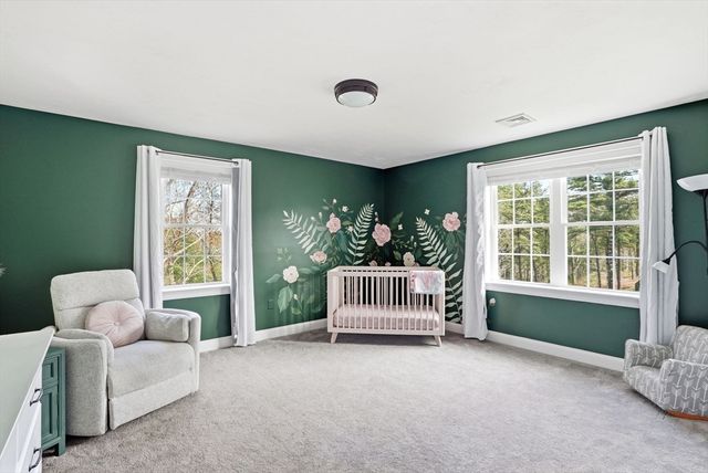 19 Farm Rd, Plymouth, MA 02360