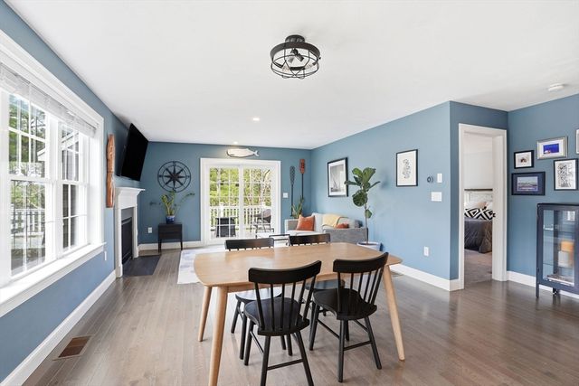 19 Farm Rd, Plymouth, MA 02360