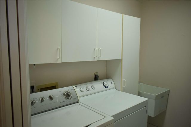 1928 NW Pine Lake Dr, Stuart, FL 34994