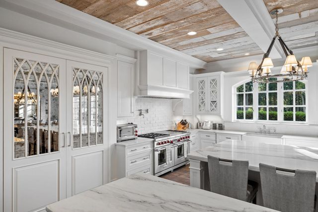 5021 Minkler Road, Yorkville, IL 60560