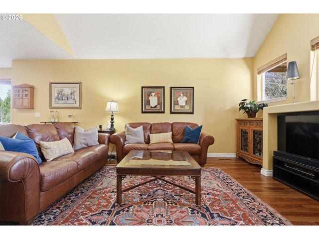 8913 Ne 13TH St, Vancouver, WA 98664