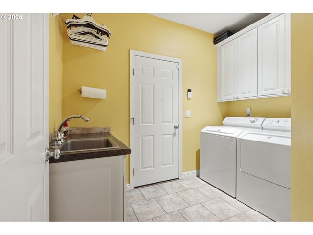 8913 Ne 13TH St, Vancouver, WA 98664