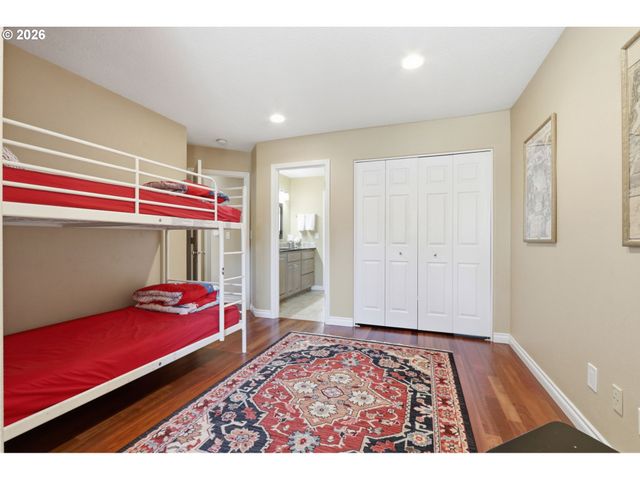 8913 Ne 13TH St, Vancouver, WA 98664