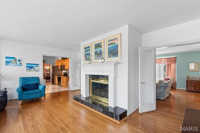 30 Fox Meadows, St Louis, MO 63127