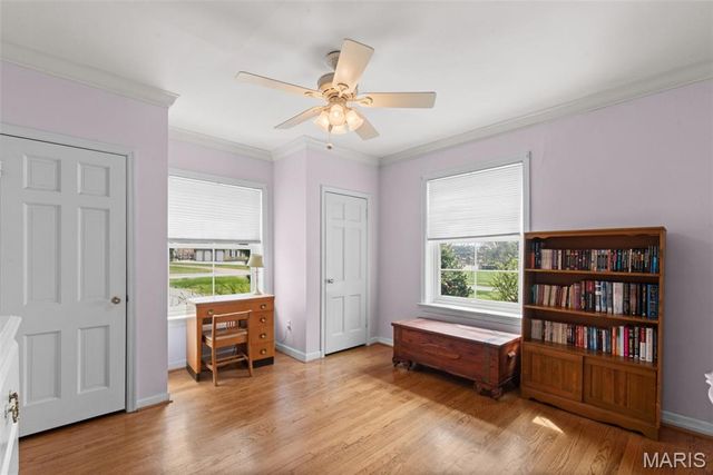 30 Fox Meadows, St Louis, MO 63127