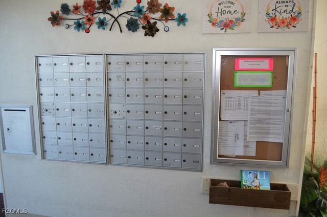 1624 Pine Valley DR 118, Fort Myers, FL 33907