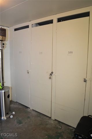 1624 Pine Valley DR 118, Fort Myers, FL 33907