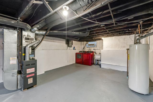 915 Dennison Avenue, Columbus, OH 43201