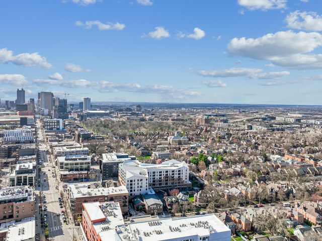 915 Dennison Avenue, Columbus, OH 43201