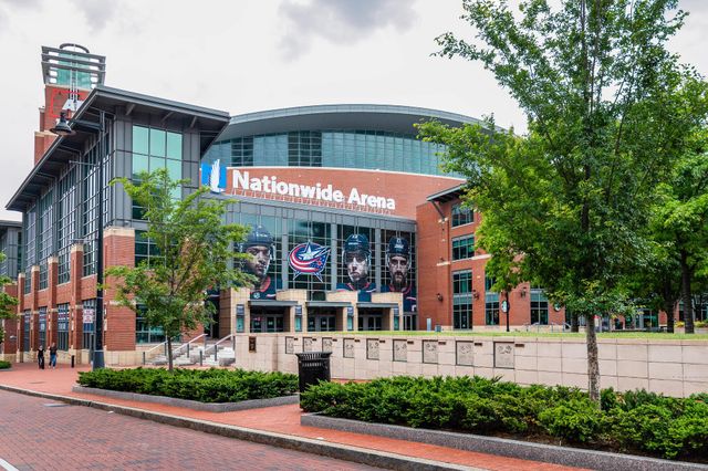 915 Dennison Avenue, Columbus, OH 43201