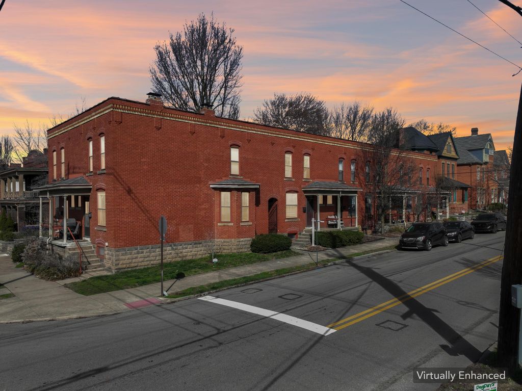 915 Dennison Avenue, Columbus, OH 43201