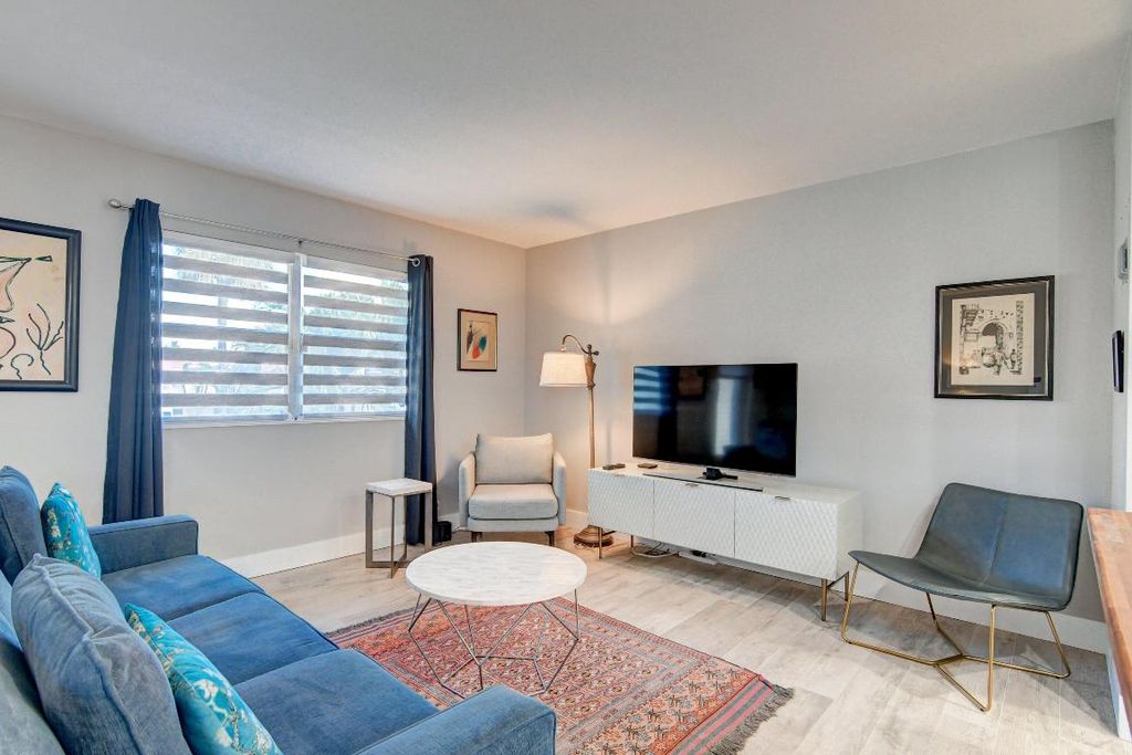 Image 5 of property listing at 78 Saxony B, Delray Beach, FL 33446