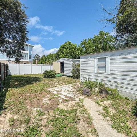 625 Lyndell Lane, Panama City Beach, FL 32407