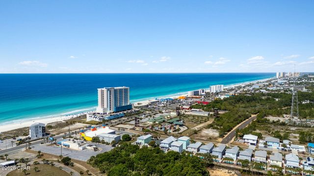 625 Lyndell Lane, Panama City Beach, FL 32407