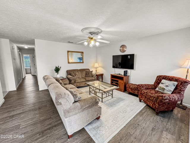 625 Lyndell Lane, Panama City Beach, FL 32407