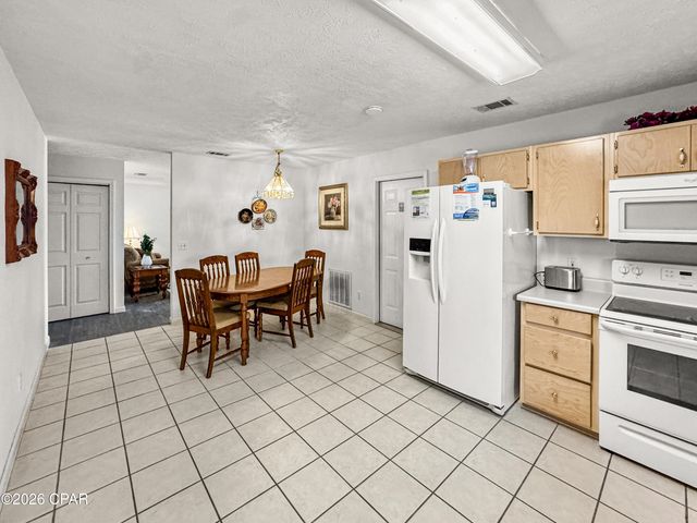 625 Lyndell Lane, Panama City Beach, FL 32407