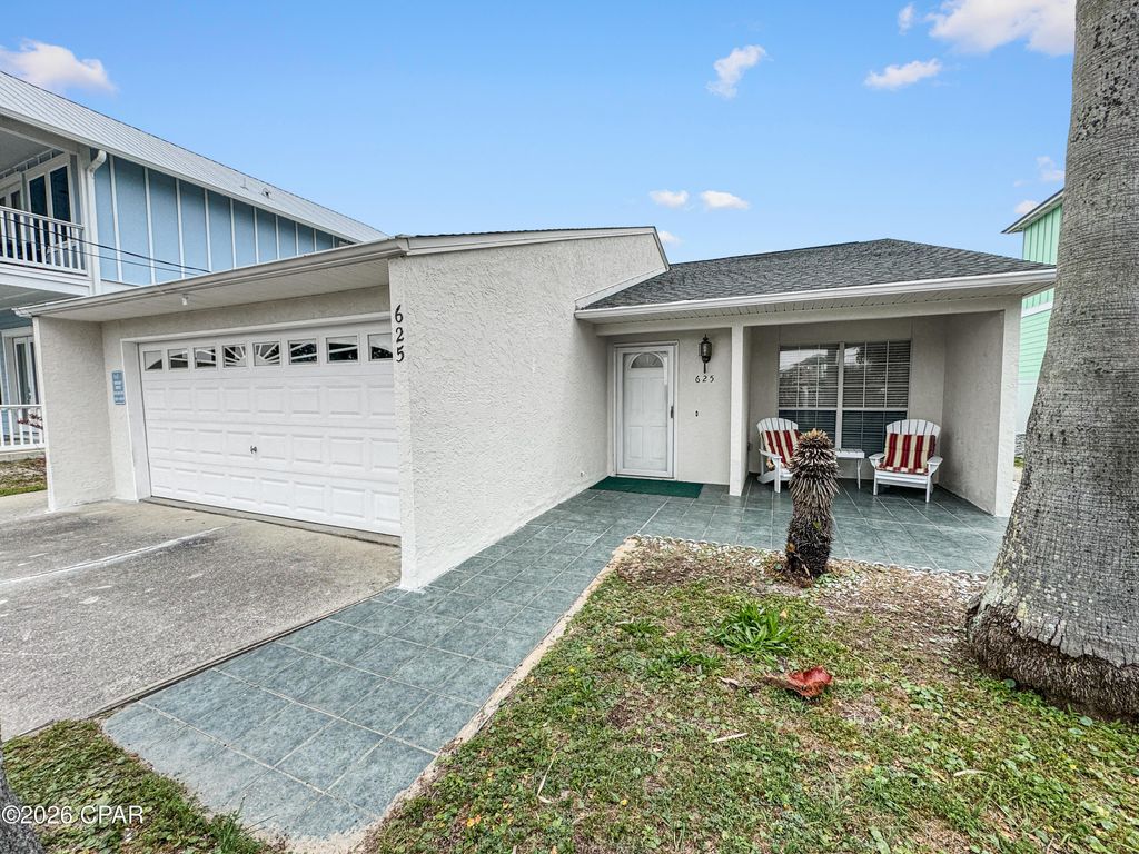 625 Lyndell Lane, Panama City Beach, FL 32407