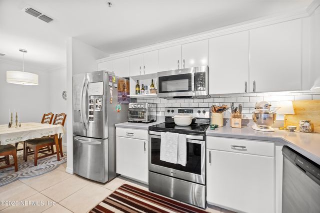 3591 KERNAN Boulevard 830, Jacksonville, FL 32224